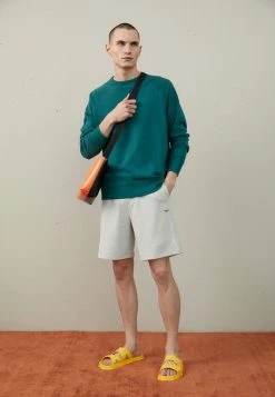 Holzweiler OSLO - Shorts - Grey Mix