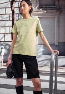 Holzweiler SUZANA TEE - Basic T-shirt - Light Green