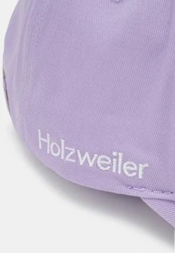 Holzweiler SIRUP - Cap - Lilac -Holzweiler shop 92bc69057e8149cfa7d904723d2208d1