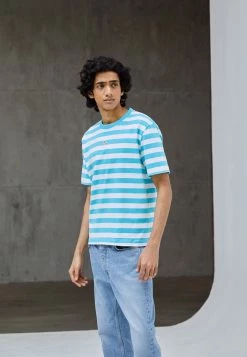 Holzweiler HANGER TEE - Print T-shirt - Aqua/white