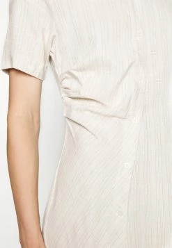 Holzweiler PEPP DRESS - Shirt Dress - Sand -Holzweiler shop 96e6de3f37eb4fa7ba3a508ac620843e