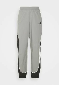 Holzweiler HANGER TRACK PANTS - Tracksuit Bottoms - Grey Mix 6 Holzweiler HANGER TRACK PANTS - Tracksuit Bottoms - Grey Mix -Holzweiler shop 9a87f4920d414ac28ca139afccbcb80b