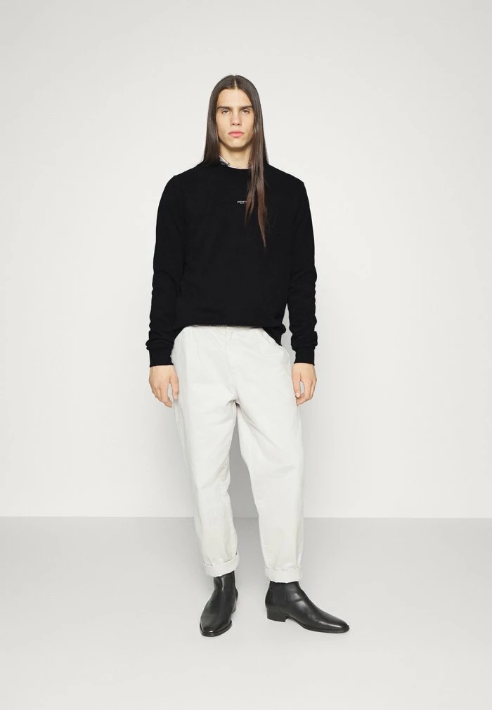 OSLO CREW - Sweatshirt - black Holzweiler OSLO CREW - Sweatshirt - Black -Holzweiler shop 9d0cd807e386435e81db541f3415b06f