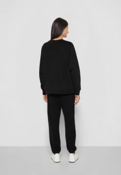 Holzweiler Sweatshirt - Black -Holzweiler shop a48e04eb370b43559816235fdd6daea8