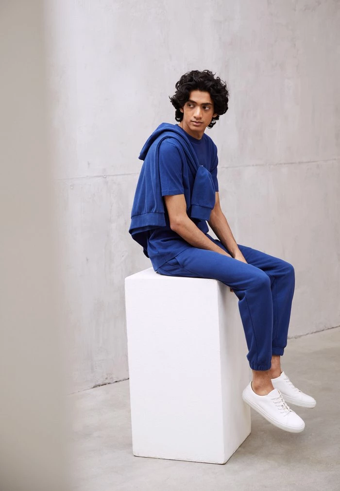 OSLO TROUSER - Tracksuit bottoms - navy Holzweiler OSLO TROUSER - Tracksuit Bottoms - Navy -Holzweiler shop a4c35161e6bd4d498904baf8ef20f32b