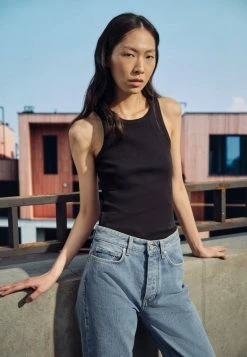 Holzweiler DOPS - Top - Black