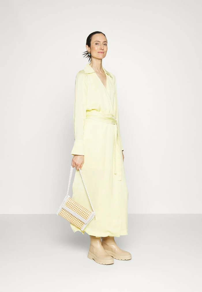 WANDER DRESS - Maxi dress - yellow Holzweiler WANDER DRESS - Maxi Dress - Yellow -Holzweiler shop a7c50193e52a40e9a0bceef2d86d2a09