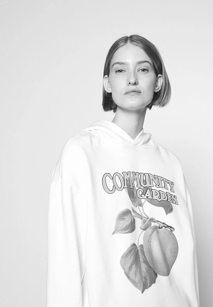 PEACH HOODIE - Sweatshirt - ecru Holzweiler PEACH HOODIE - Sweatshirt - Ecru -Holzweiler shop aaab396cf7214f6297ab573ca7d3fb6f