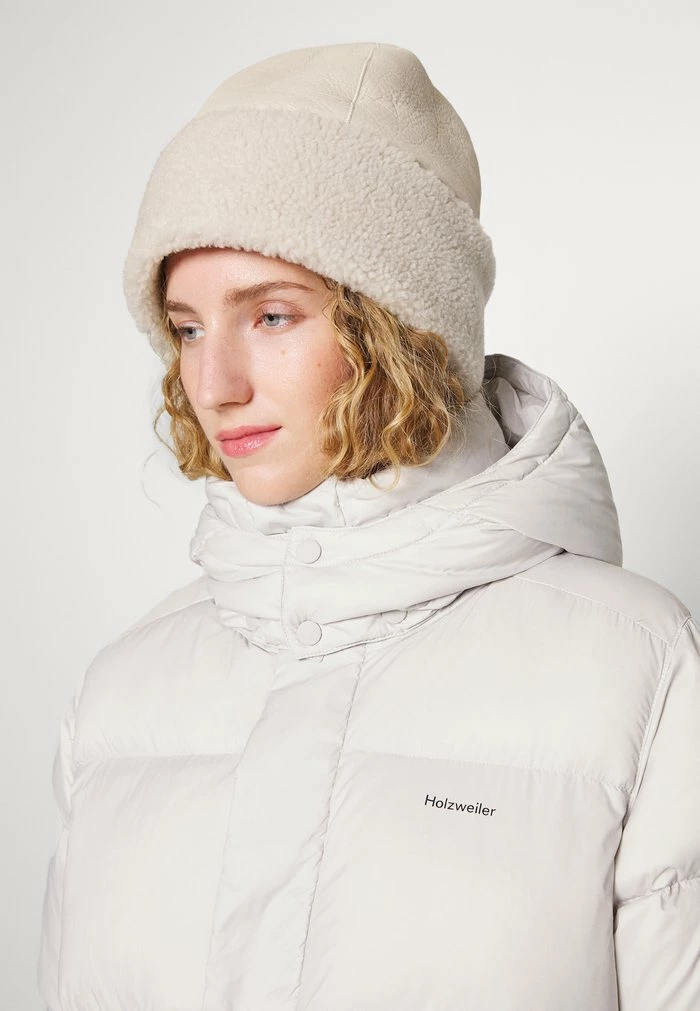 SOL JACKET - Down coat - light grey Holzweiler SOL JACKET - Down Coat - Light Grey -Holzweiler shop abe39bf3c7b148c19b70bb468a646ca9