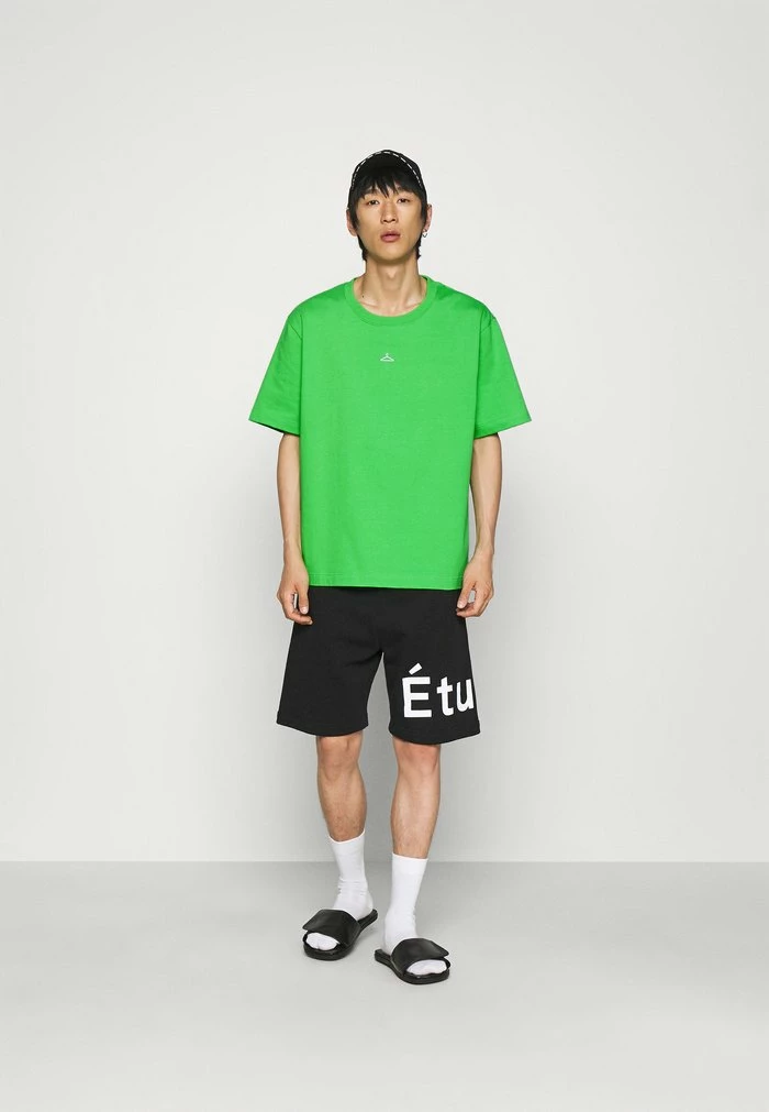 HANGER TEE - Basic T-shirt - green Holzweiler HANGER TEE - Basic T-shirt - Green -Holzweiler shop ad5f1040b5904195a2b7be53c6c7f655