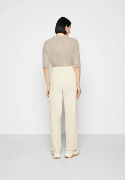 Holzweiler LAGOON OSLO TROUSER - Tracksuit Bottoms - Ecru -Holzweiler shop af0b1c2afd9f4cf88f71d9bf08de795f