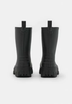 Holzweiler SOGNSVANN LOW BOOTS - Wellies - Black 12 Holzweiler SOGNSVANN LOW BOOTS - Wellies - Black -Holzweiler shop b1a73af242e748f8b440e28f751a88ec