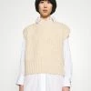 Holzweiler SILA VEST - Jumper - Ecru -Holzweiler shop b1fbc82a7be74170adb2f0ec9e168d50