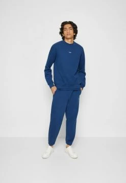 Holzweiler OSLO CREW - Sweatshirt - Navy -Holzweiler shop bf9141755a9441ccb7f9eb7cb0e55128