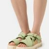 Holzweiler NATIONAL BLOCKED - Platform Sandals - Green
