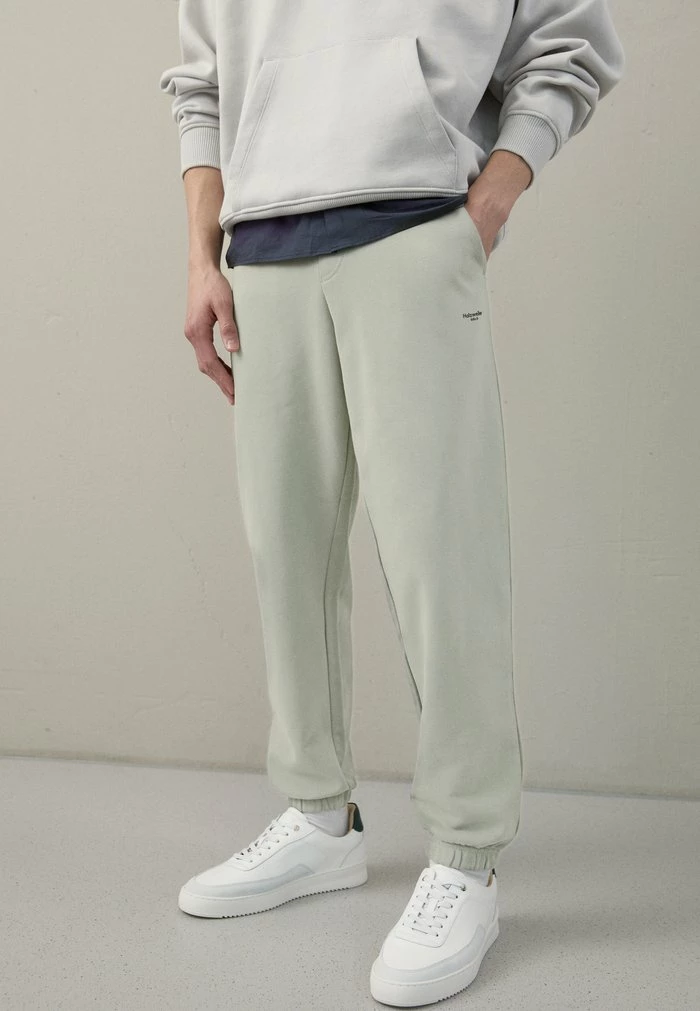 OSLO TROUSER - Tracksuit bottoms - teal Holzweiler OSLO TROUSER - Tracksuit Bottoms - Teal -Holzweiler shop c864ca45ccb34e529c7bf246a05504a4