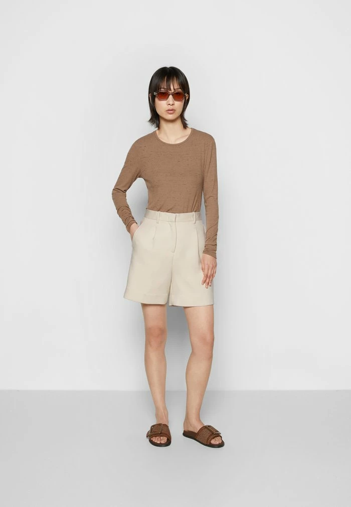 ANGELINA - Shorts - ecru Holzweiler ANGELINA - Shorts - Ecru -Holzweiler shop ca414af82ad2476090c0ebd21a9fcfbe