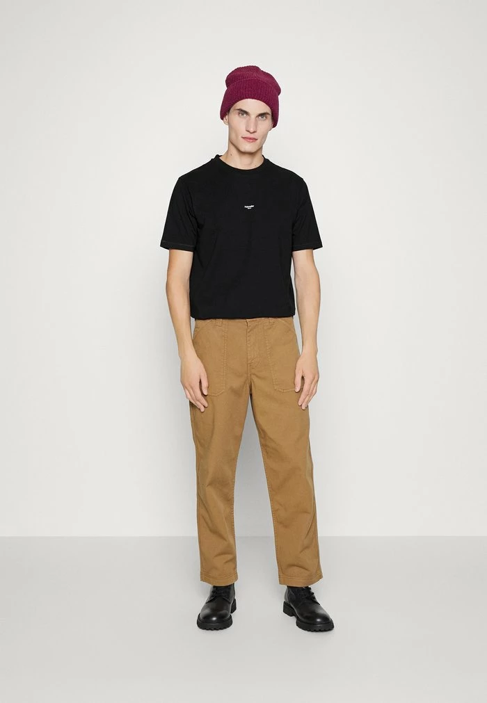 OSLO TEE - Basic T-shirt - black Holzweiler OSLO TEE - Basic T-shirt - Black -Holzweiler shop cbf738c0edd04d339fcbff22f4b7ea86