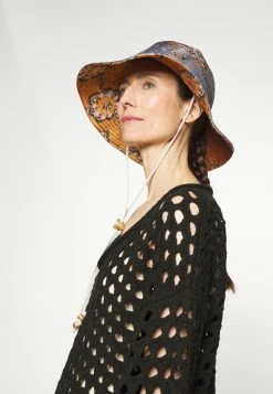 Holzweiler DRESS - Jumper Dress - Black -Holzweiler shop d1a374dbf1694886ab702758cb67e9ef