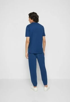 Holzweiler OSLO TROUSER - Tracksuit Bottoms - Navy 5 Holzweiler OSLO TROUSER - Tracksuit Bottoms - Navy -Holzweiler shop d4c55b3767bd4b96851344fb9619d57b