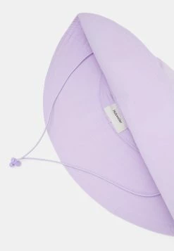 Holzweiler RAJAH RAIN BUCKET HAT - Hat - Lilac -Holzweiler shop d4e1ae2b63ae40d88c1ceed54e990457