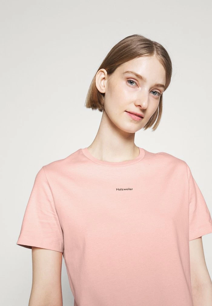 SUZANA TEE - Basic T-shirt - pink Holzweiler SUZANA TEE - Basic T-shirt - Pink -Holzweiler shop dcc04e04d12642fd963ea292d52bbcfa