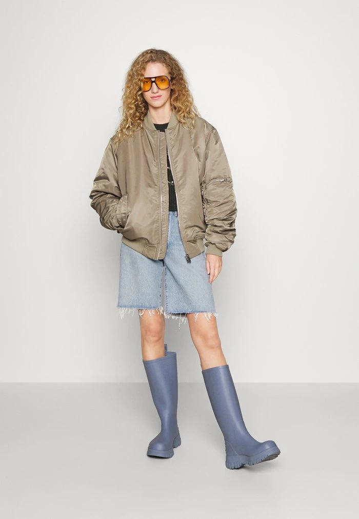 JACKET - Bomber Jacket - khaki Holzweiler JACKET - Bomber Jacket - Khaki -Holzweiler shop de243dda7b4f4b1a91d09a8598da3eb0