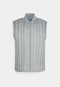 Holzweiler AFF GILET - Waistcoat - Blue Grey -Holzweiler shop e43e86dd71074c4b9b05264ea2a25845