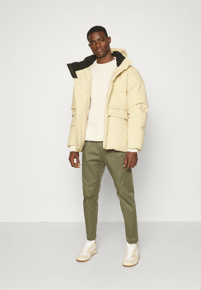 DOVRE JACKET - Down jacket - beige Holzweiler DOVRE JACKET - Down Jacket - Beige -Holzweiler shop eff10e58046a48fe97636ee3a65e5a72