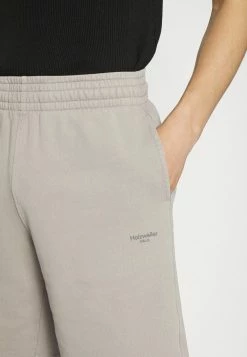 Holzweiler OSLO - Shorts - Taupe 6 Holzweiler OSLO - Shorts - Taupe -Holzweiler shop f087096ef81f468aa1cf1657acb25174