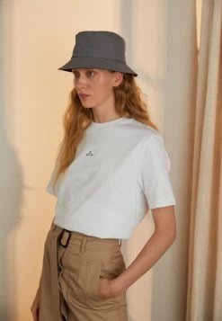 Holzweiler HANGER TEE - Basic T-shirt - White 4 Holzweiler HANGER TEE - Basic T-shirt - White -Holzweiler shop f5264fa245fb47439e9528c867c595bf