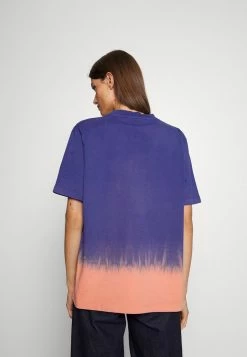 Holzweiler KJERAG DYE TEE - Print T-shirt - Purple Mix -Holzweiler shop f56de4e0c62f4924b31adaf70a79b980