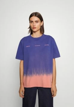 Holzweiler KJERAG DYE TEE - Print T-shirt - Purple Mix