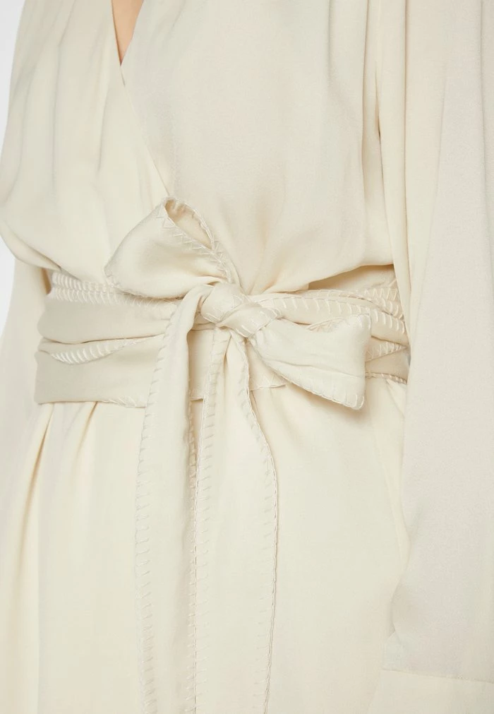 WANDER DRESS - Cocktail dress / Party dress - ecru Holzweiler WANDER DRESS - Cocktail Dress / Party Dress - Ecru -Holzweiler shop f940955e6f9b484891d2b64f229e3893